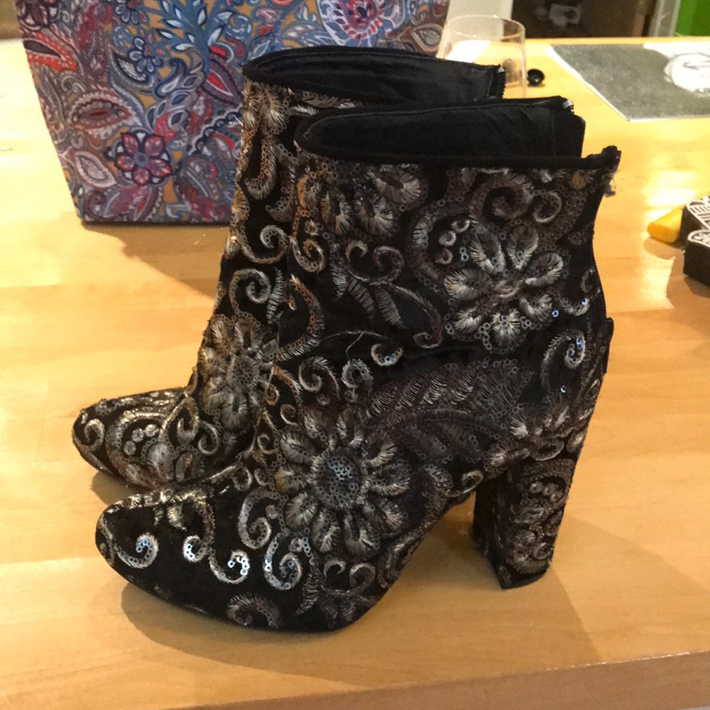 Gold Flower Booties
